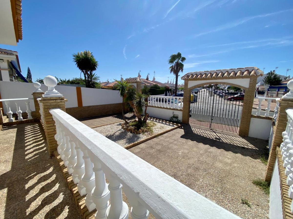 La Fonda De Julia Magnifica Casa Muy Luminosa Y Amplia Con Chimenea Y Barbacoa Villa Matalascañas Dış mekan fotoğraf
